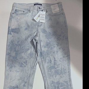 NWT -  High-Rise Skinny-Leg Jeans Faded size 30